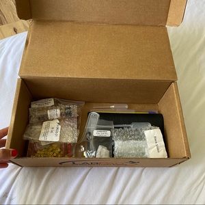 listing-status-banner